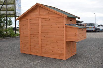 Holiday Medium Chicken Coop